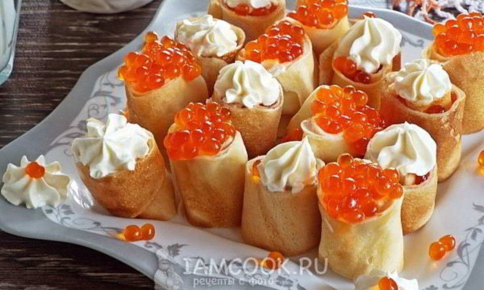 Рецепт блинов с икрой и сметаной
