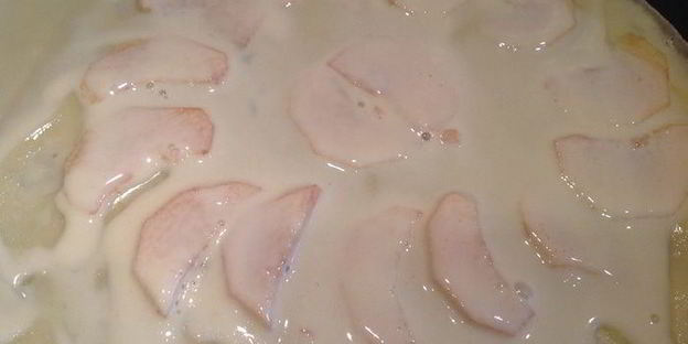 блины с припеком с форелью и с яблоком