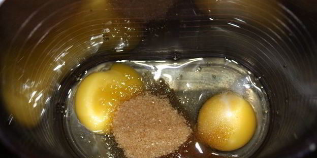 блины с пряными и пьяными грушами