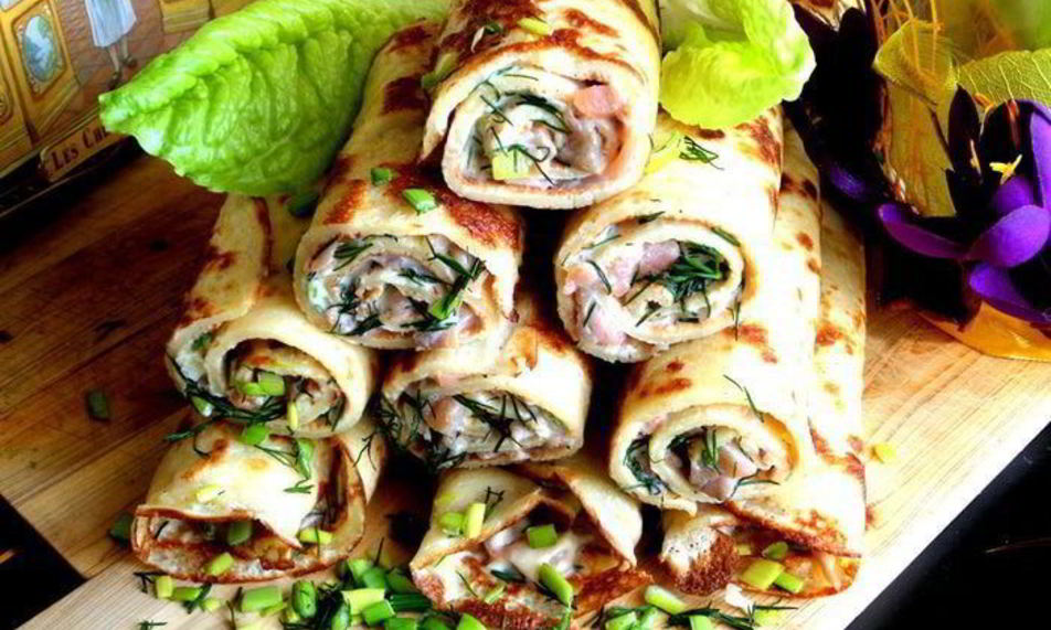 Рецепт французских блинчиков с красной рыбкой