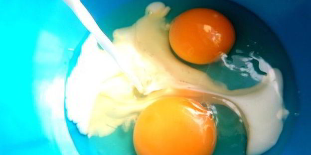 французские блинчики с красной рыбкой