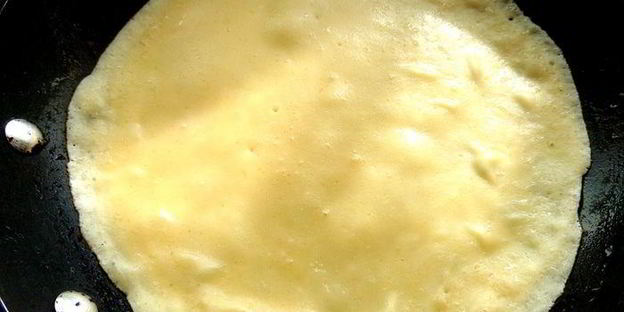 французские блинчики с красной рыбкой