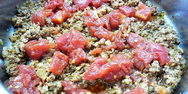 кукурузные блинчики с начинкой болоньез