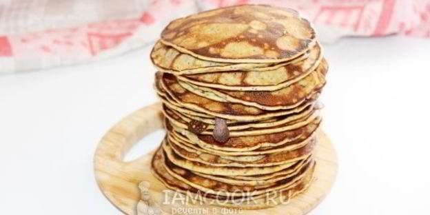 панкейки с хурмой и маком