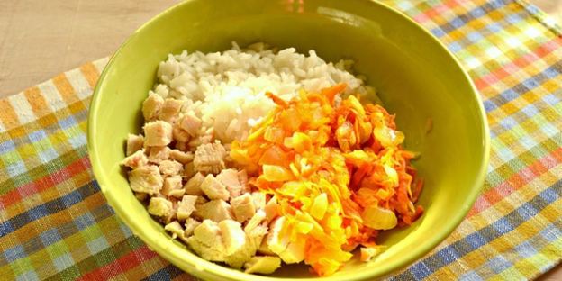 сытные блинчики с рисом и копченой курицей