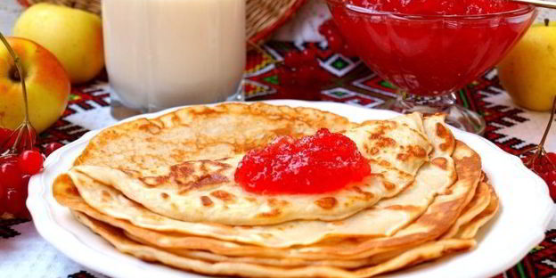 яблочные блинчики