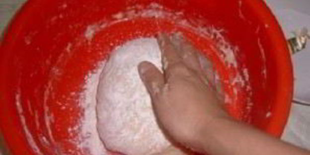 булочки с колбасой