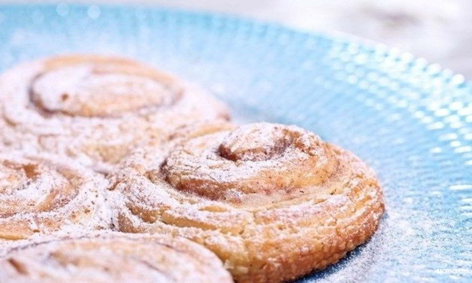 Рецепт булочек с корицей из готового дрожжевого теста