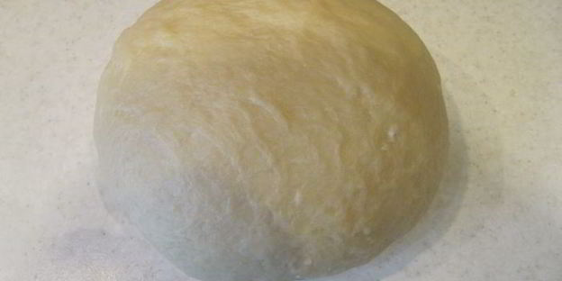 булочки с корицей, шоколадом и миндалем