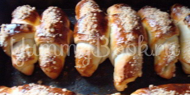 булочки с сухофруктами