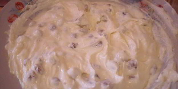 булочки с творогом и изюмом