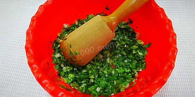 булочки с яйцами и зеленью на простокваше