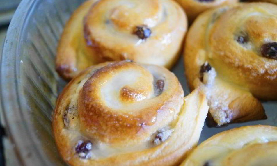 Рецепт булочек-улиток с начинкой из творожного сыра