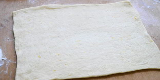 булочки-улитки с начинкой из творожного сыра