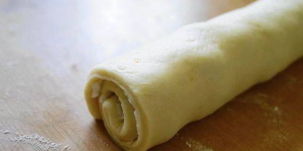 булочки-улитки с начинкой из творожного сыра