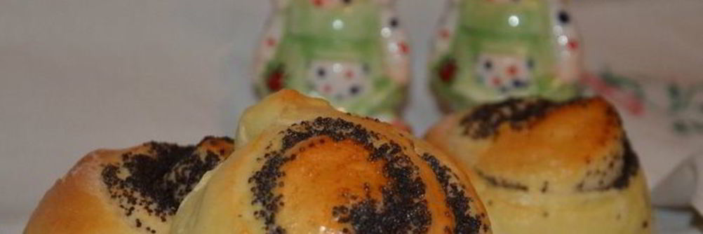 Дрожжевые булочки с маком