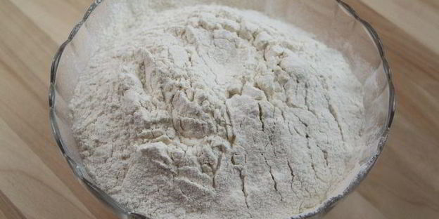 каштановые булочки с брусникой