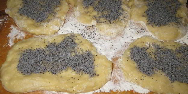 красивые булочки с маком из дрожжевого теста