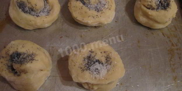 красивые булочки с маком из дрожжевого теста