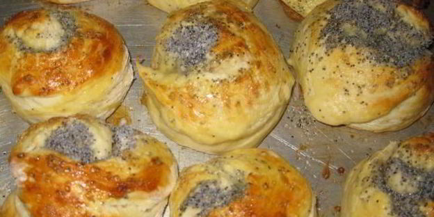 красивые булочки с маком из дрожжевого теста