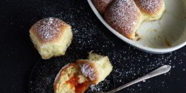 сладкие булочки из дрожжевого теста