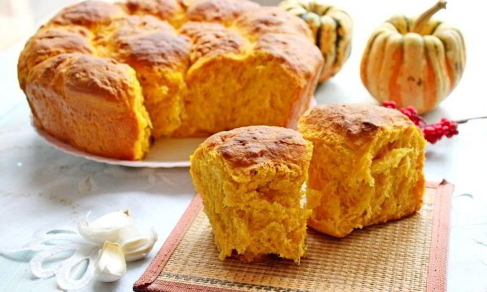 Рецепт тыквенных булочек с чесноком и тимьяном