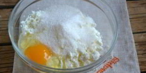 ватрушки из слоеного теста с творогом