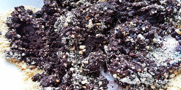 быстрый кокосово-шоколадный рулет