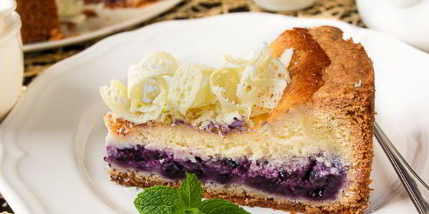 чизкейк с черникой