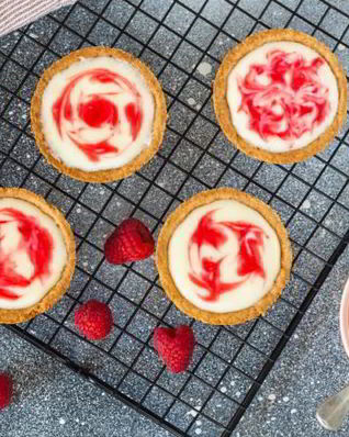 Мини-чизкейки с малиной