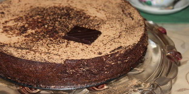 шоколадный чизкейк с кокосовыми вафлями и черносливом