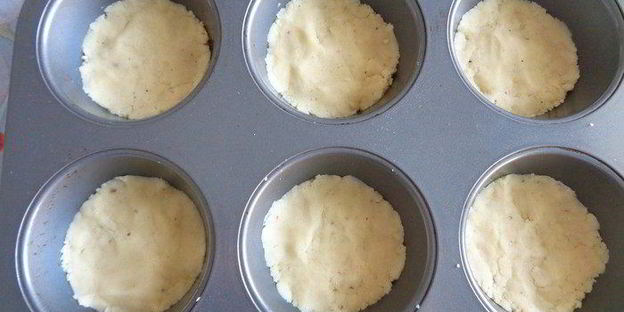 тыквенные мини-чизкейки с лососем