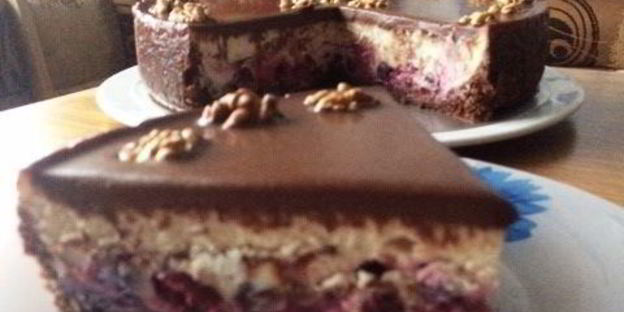 вишнево-смородиновый чизкейк