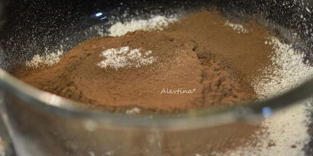 ягодный брауни чизкейк