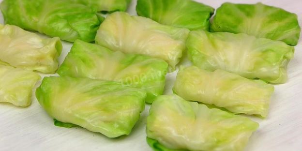 капустные конвертики с сыром