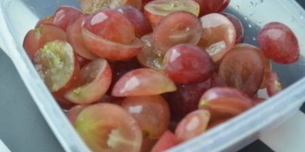 ароматные кексы с красным виноградом и дор блю