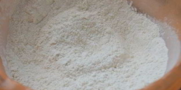 ароматные кексы с красным виноградом и дор блю