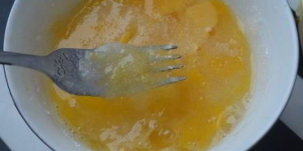 ароматные кексы с красным виноградом и дор блю