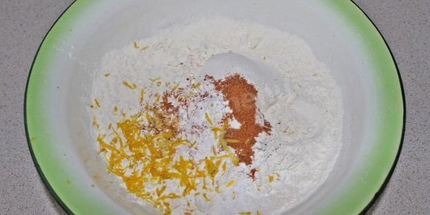 чайный кекс с изюмом