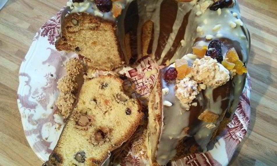 Рецепт кекса с курагой и фундуком джотто