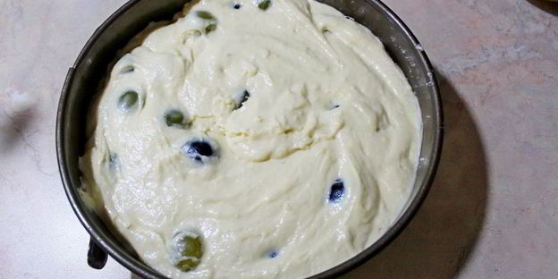 кекс с виноградом