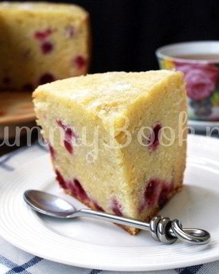 Кекс с вишней в мультиварке