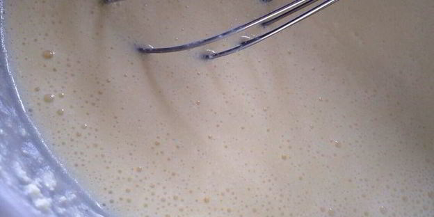 кокосовый кекс с вишней