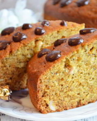 Морковный кекс с орехами и маком