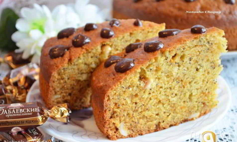 Рецепт морковного кекса с орехами и маком