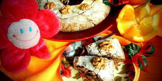 орехово-шоколадный кекс с цукатами из сметанного яблока