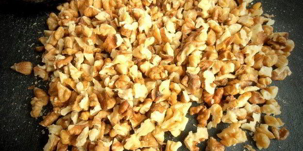 орехово-шоколадный кекс с цукатами из сметанного яблока