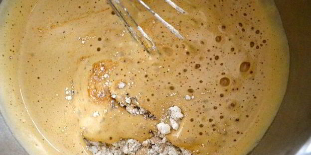 шоколадно-банановый кекс с кофе