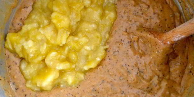 шоколадно-банановый кекс с кофе