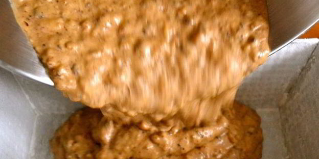 шоколадно-банановый кекс с кофе